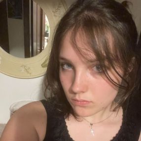 Vittoria, Babysitter in Caselle