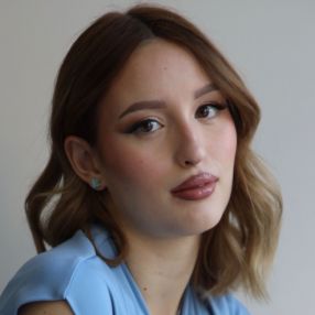 Giulia, Babysitter a Arcore