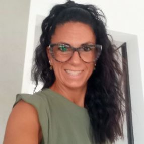 DEBORA, Babysitter in Ferrara