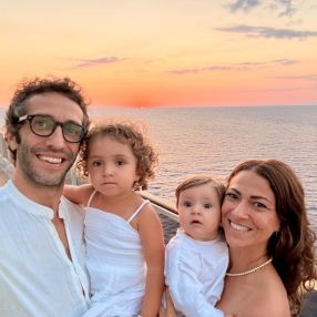 Annalisa, Famiglia a Pesaro