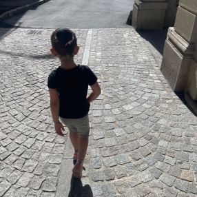 Aida, Famiglia a Besana In Brianza