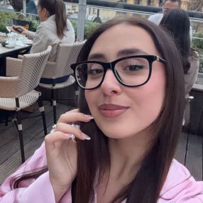 Federica, Babysitter a San Valentino Torio