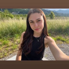 Angela, Babysitter a Cesana Brianza