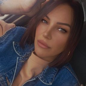 Laura, Babysitter a Marano di Napoli