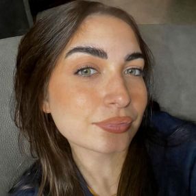 Alessia, Babysitter a Spezzano Albanese