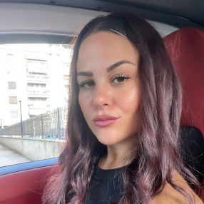 Alice, Babysitter a Latina