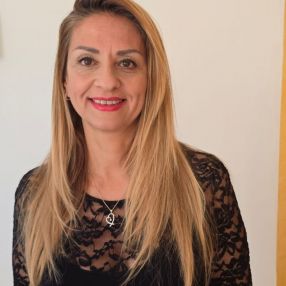 Anna, Babysitter a Ente di decentramento regionale di Udine