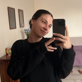 Andreea Mirela, Babysitter a San Teodoro