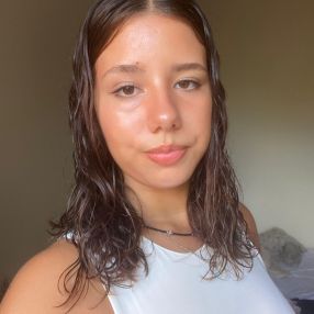 Jazmin, Babysitter a Tonnarella