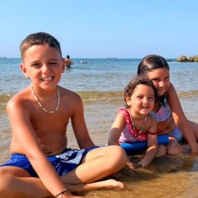 Mario, Famiglia a Cardano Al Campo