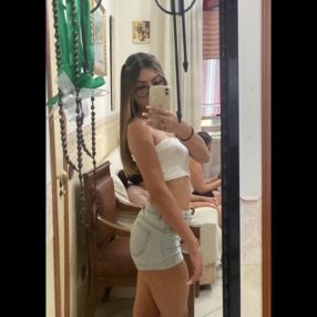 Cristina, Babysitter a Casapulla