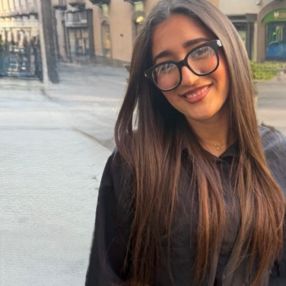 Muslime, Babysitter a Massa e Cozzile