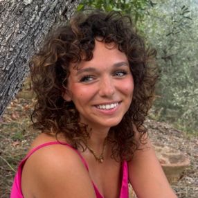 Giorgia, Babysitter in Cirimido