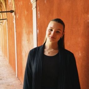 Ambra, Babysitter in Fiume Veneto