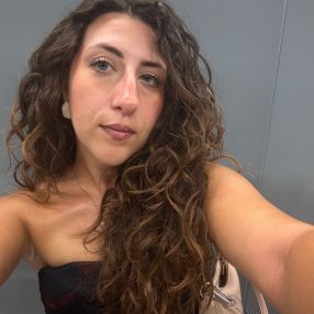 Elena, Babysitter a Campofelice di Roccella