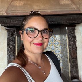 Maria Teresa, Babysitter a Canicattì