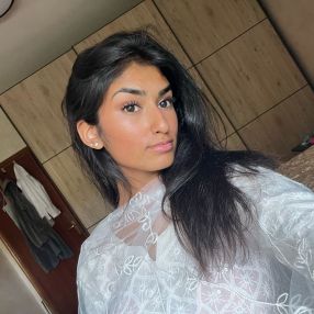 Laiba, Babysitter in Romano D'ezzelino