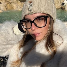 Greta, Babysitter in Samarate