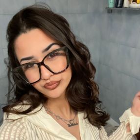 Elemedina, Babysitter a Peseggia