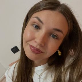 Giulia, Babysitter in Telgate