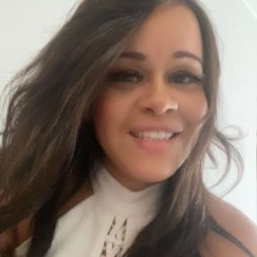 Ana Paula, Babysitter in Comun nuovo