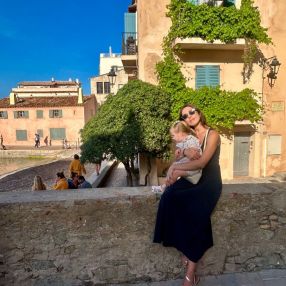Alessandra, Famiglia a Alessandria