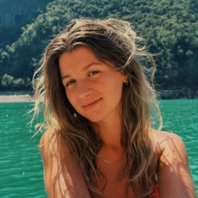 Giulia, Babysitter a Col San Martino