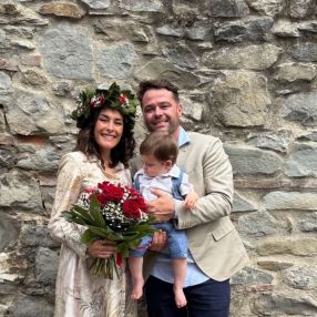 Claudia francesca, Famiglia a Carrara