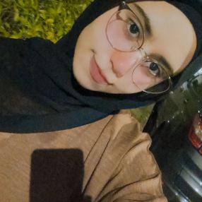 Amal, Babysitter a Rignano sull'Arno