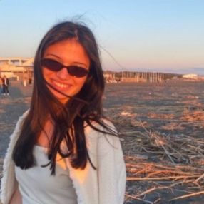 Asia, Babysitter a Valentano