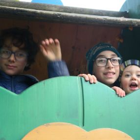 Ula, Famiglia a Pisa
