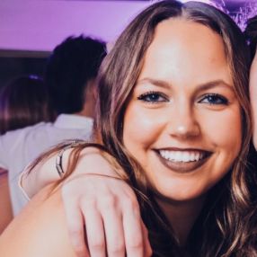 Giulia, Babysitter a Busalla