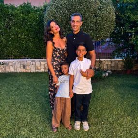 Maria, Famiglia a Parete