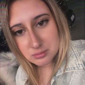 Ada, Babysitter in Ente di decentramento regionale di Udine