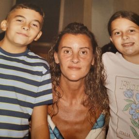 Simona, Famiglia a Emilia-Romagna