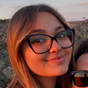 Marica, Babysitter a Bronte