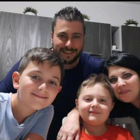 Giovanna, Family in Bacoli