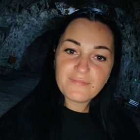 Andreia valentina, Babysitter a Erbé
