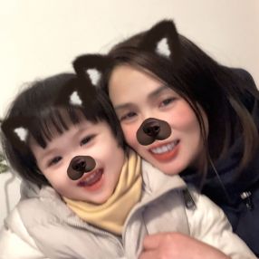 JingJie, Family in Gornate Superiore