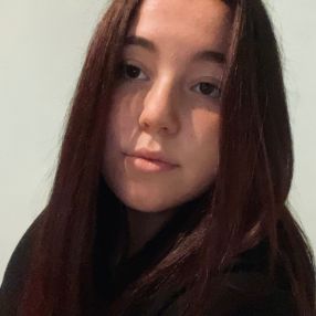 Alessia, Babysitter a Provincia di Pisa