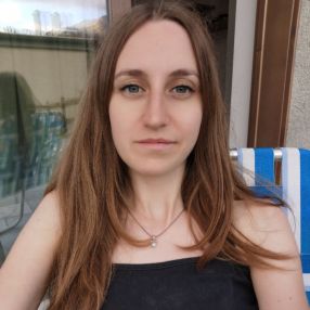 Beatrice, Babysitter a Merate