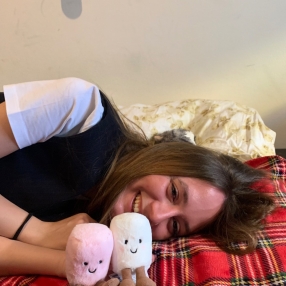 Elena, Babysitter a Livorno