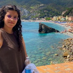 Jihane, Babysitter a Omegna