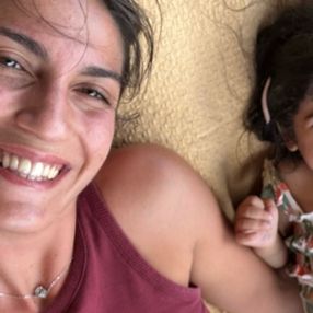 Beatrice Di Giorgi, Babysitter a Lipari