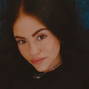 Mariantonietta, Babysitter a Castel Volturno