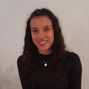 Elena, Babysitter a Bagnolo cremasco