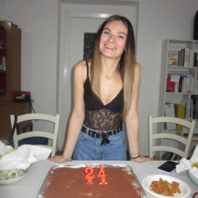 Silvia, Babysitter a Villanova Monteleone