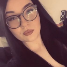Beatrice, Babysitter a Caselle