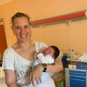 Simona, Babysitter a Bari