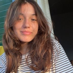Denise, Babysitter a Usmate-velate